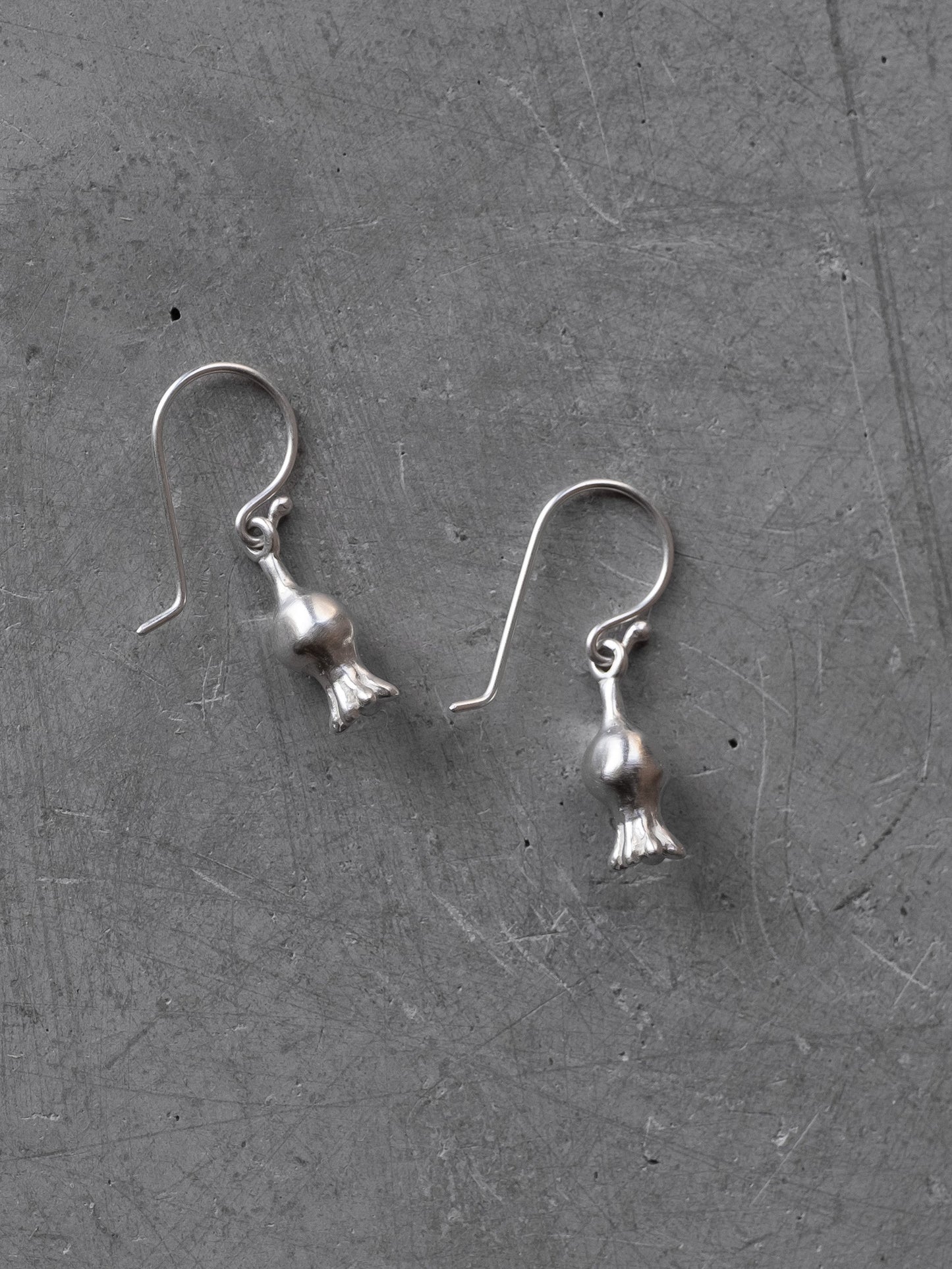 SILVER POMEGRANATE EARRING
